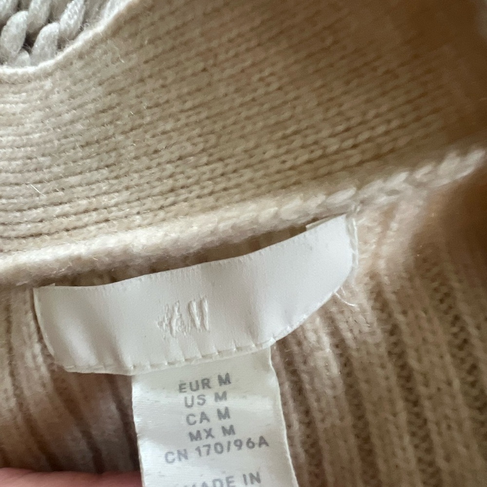 H&M Cream Ribbed Knit Sweater - Picture 3 of 4